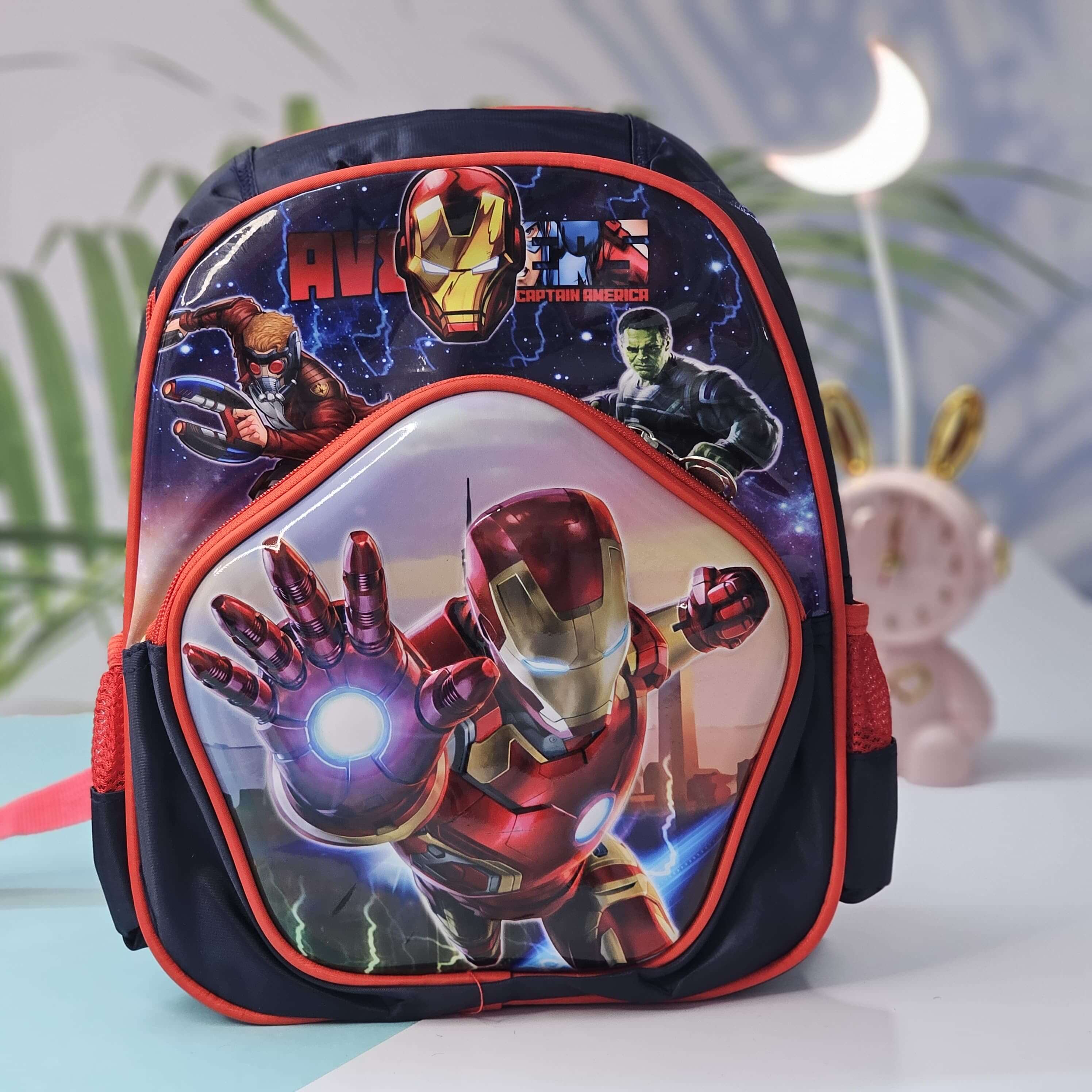 Children's school backpack featuring Marvel Avengers character suitable for boys and girls. www.usmile.toys