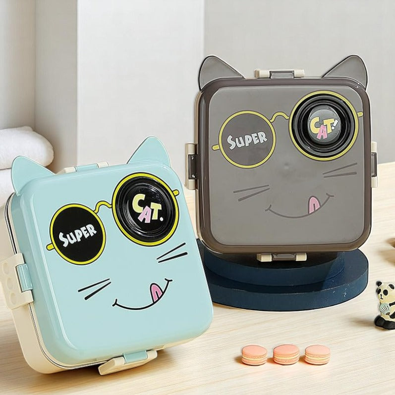 Super cat school lunch box These stylish and durable lunch containers are ideal for school, office, and travel use. Available at www.usmile.toys, your trusted online store for toys, kids stationery, return gifts, baby products, and essentials. Enhance your lunchtime experience with our leakproof, multi-compartment bento boxes designed for easy packing and freshness retention