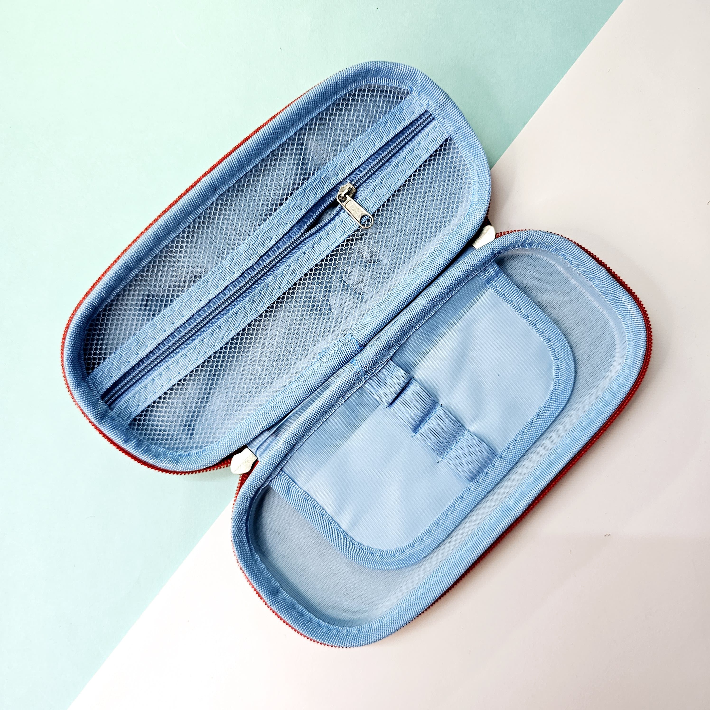 Kids' Iron Man and Avengers themed pencil case, a durable and spacious zipper pouch for organizing school pencils, pens, and erasers. www.usmile.toys