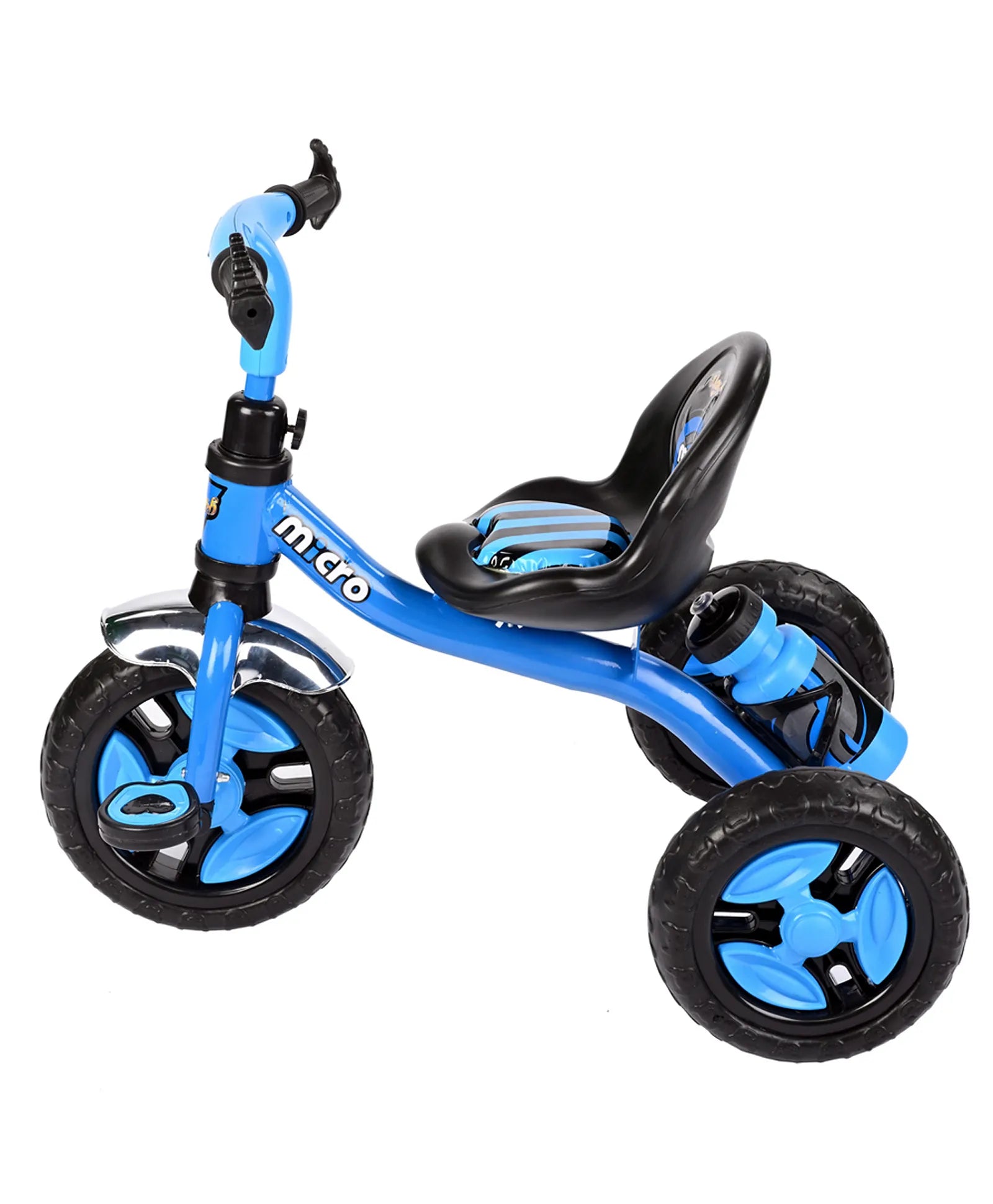 Black tricycle for children aged 3 to 5 years, with a sturdy frame and comfortable seat, in an urban setting. www.usmile.toys