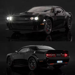 High-quality miniature replica of a powerful white muscle car (Dodge Challenger Hellcat style) with black wheels and red brake calipers, a durable pull-back toy ideal for vehicle enthusiasts from Usmile Toys www.usmile.toys