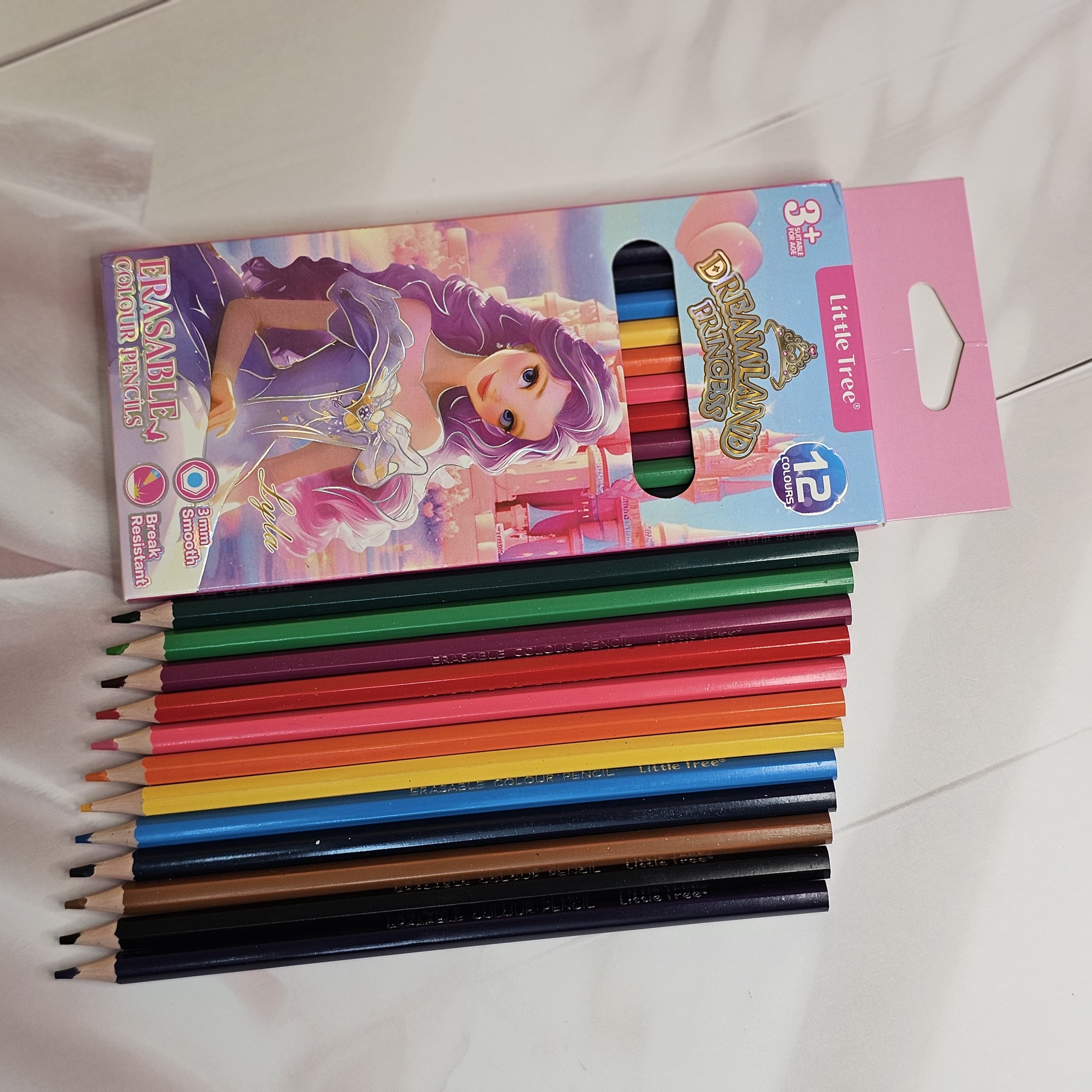 non-toxic washable color pencils for preschool kids set of 12" - Addresses safety concerns and the quantity needed for younger children. www.usmile.toys
