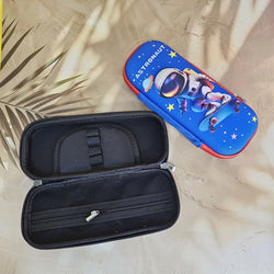 3D Space Astronaut Theme Pencil Case for Kids - Trendy & Durable School Essential | Perfect Return Gift for Birthdays, Parties & Special Occasions | Stylish Stationery Organizer for Students | Available at www.usmile.toys