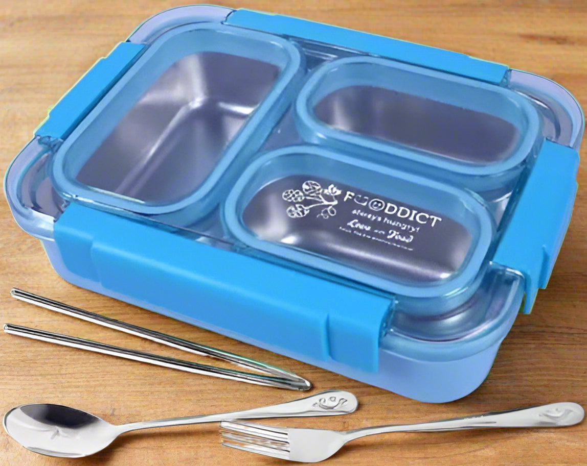 These stylish and durable lunch containers are ideal for school, office, and travel use. Available at www.usmile.toys, your trusted online store for toys, kids stationery, return gifts, baby products, and essentials. Enhance your lunchtime experience with our leakproof, multi-compartment bento boxes designed for easy packing and freshness retention