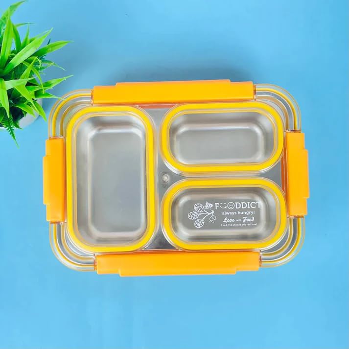 These stylish and durable lunch containers are ideal for school, office, and travel use. Available at www.usmile.toys, your trusted online store for toys, kids stationery, return gifts, baby products, and essentials. Enhance your lunchtime experience with our leakproof, multi-compartment bento boxes designed for easy packing and freshness retention