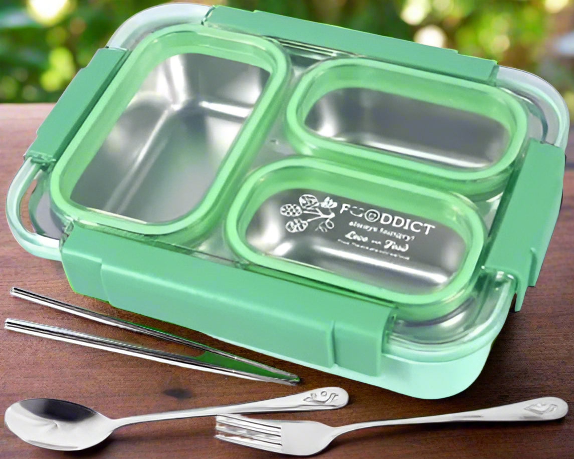 These stylish and durable lunch containers are ideal for school, office, and travel use. Available at www.usmile.toys, your trusted online store for toys, kids stationery, return gifts, baby products, and essentials. Enhance your lunchtime experience with our leakproof, multi-compartment bento boxes designed for easy packing and freshness retention