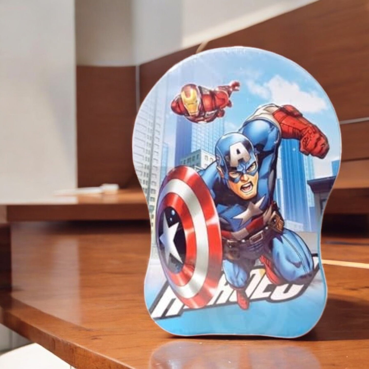 Captain America metal money box with a lock and key for kids, a secure and fun way to save coins featuring the Avengers, available in www.usmile.toys