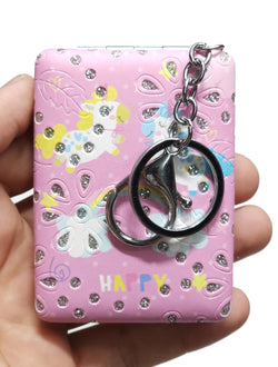 Small square mirror with a colourful unicorn print and a secure keychain, perfect for little girls to carry easily .

www.usmile.toys
