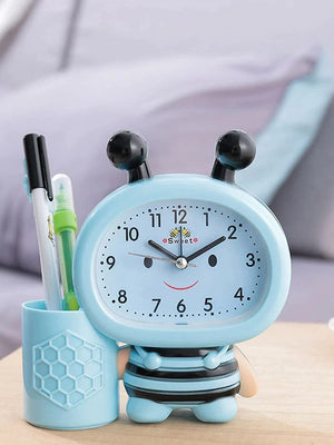 Bee Alarm Clock with Pen Holder: Cute cartoon bee design for desks. Functional and adorable timekeeping.
www.usmile.toys