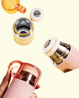 Insulated Stainless Steel Water Bottle with Cup Lid: Keeps drinks hot or cold for hours. Portable thermos.
www.usmile.toys