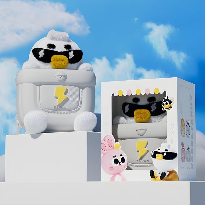 Shop these adorable and practical kids' travel bags and picnic accessories at Usmile Toys www.usmile.toys.
