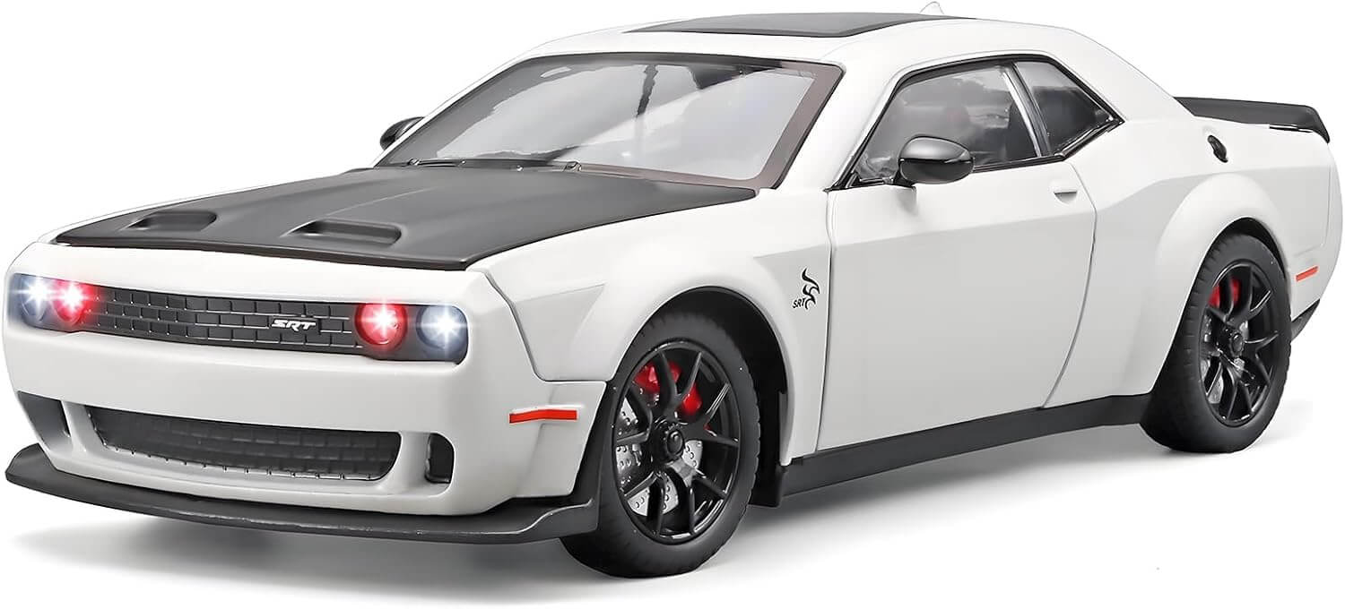 High-quality miniature replica of a powerful white muscle car (Dodge Challenger Hellcat style) with black wheels and red brake calipers, a durable pull-back toy ideal for vehicle enthusiasts from Usmile Toys. www.usmile..toys