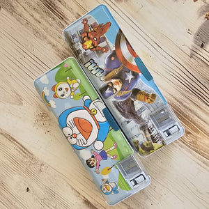 Magnetic compass box with inbuilt sharpener, cartoon themed pencil cases for kids, shop at www.usmile.toys