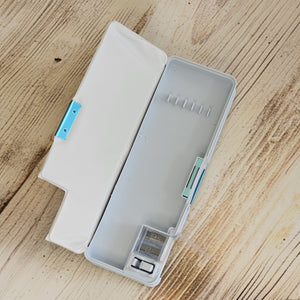 Interactive magnetic compass boxes for kids with inbuilt sharpener, colorful cartoon designs, www.usmile.toys.