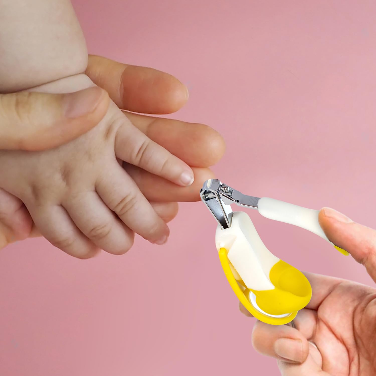 Mee Mee Baby Nail Clipper with Magnifier Zoom Lens