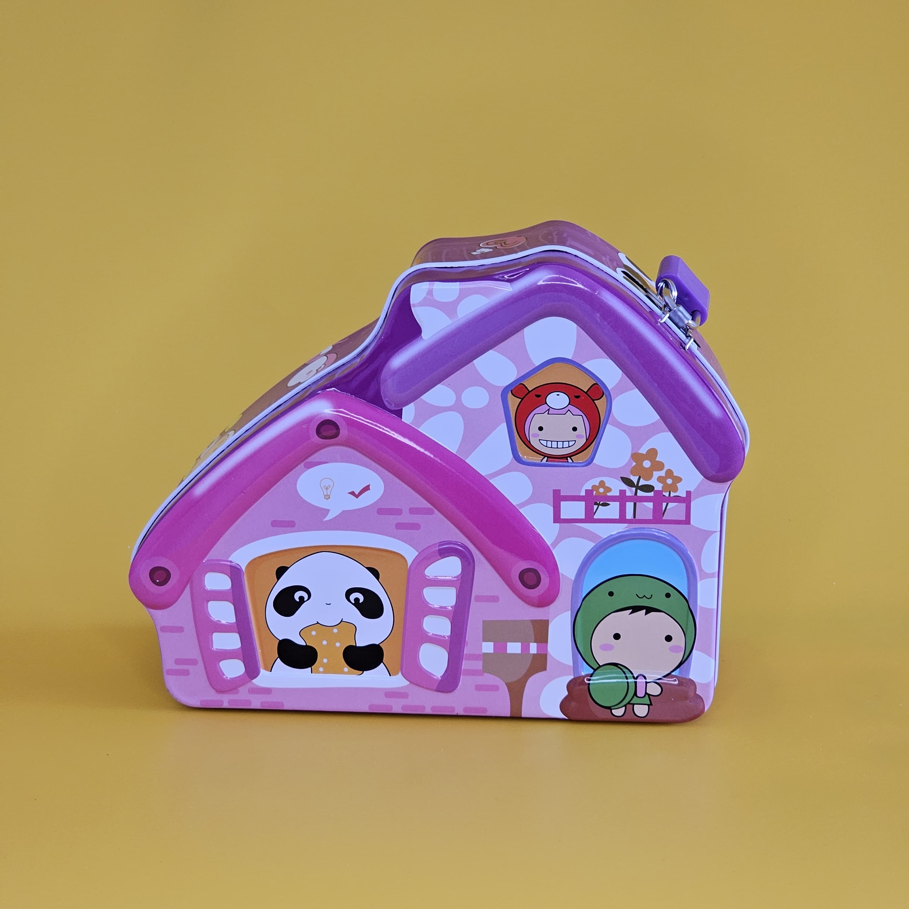 Locked metal piggy banks for children, house designs. www.usmile.toys