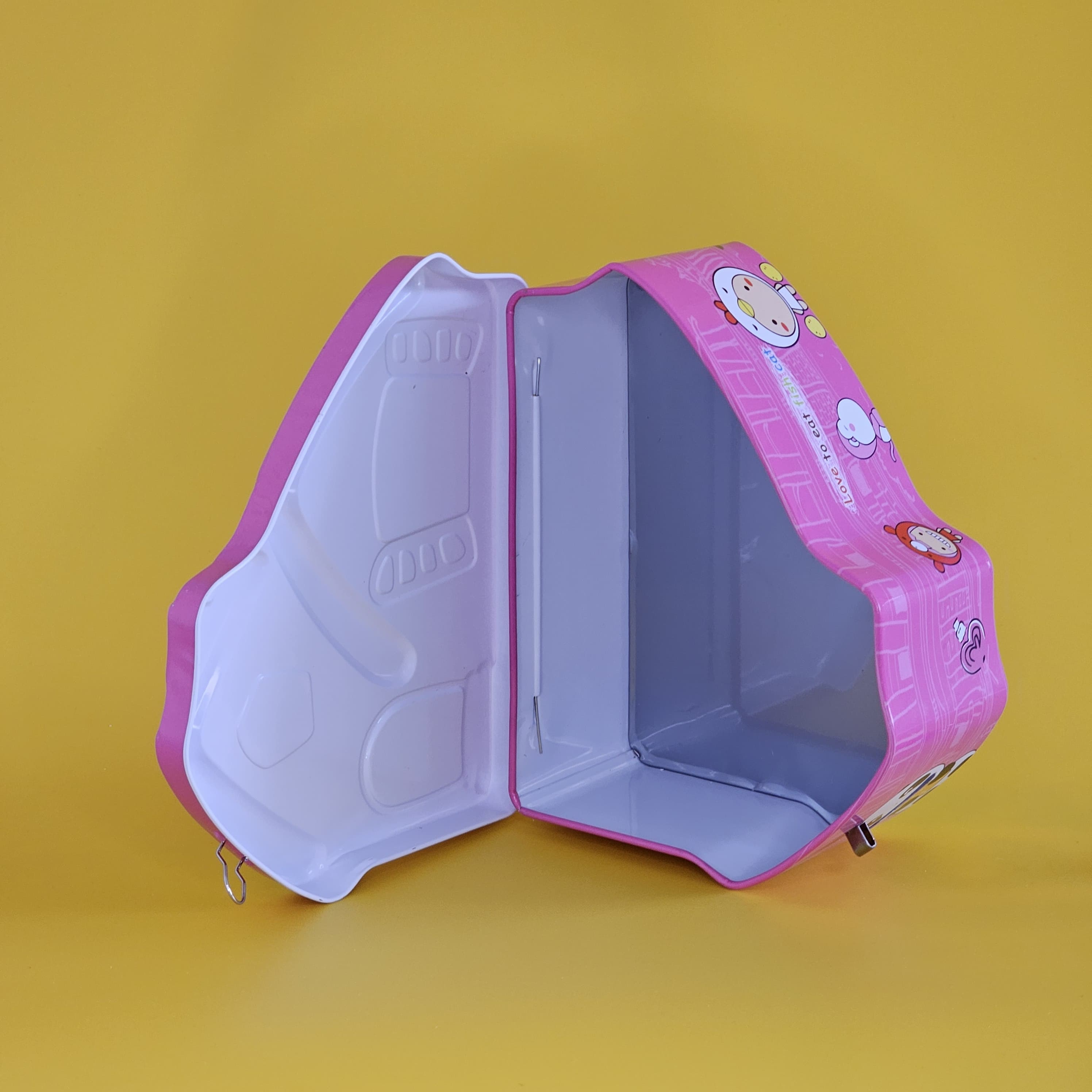 Kids' metal coin banks with locks, house shaped www.usmile.toys