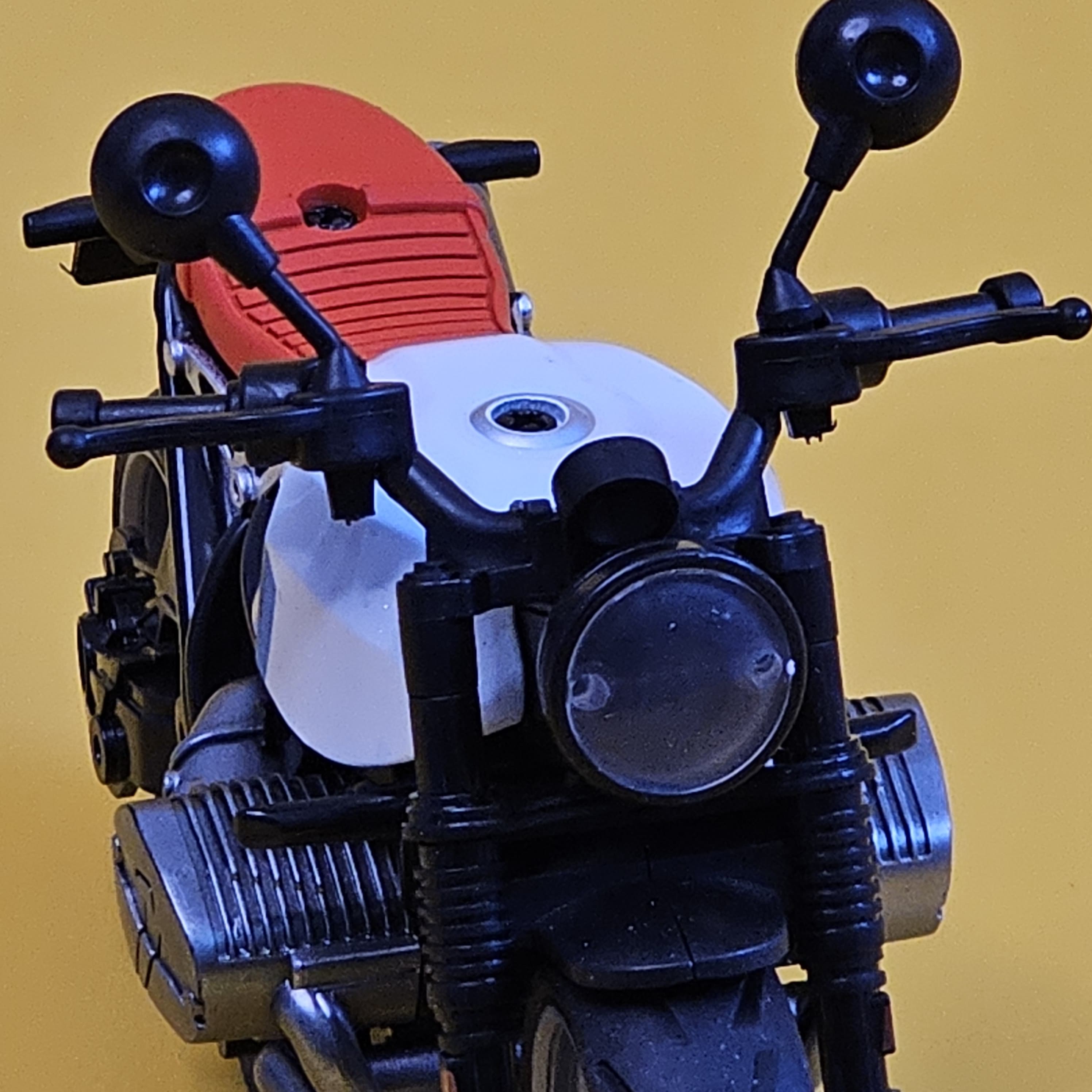 Best diecast model bike for kids online, white and black with red seat, durable metal construction, buy now at usmile.toys