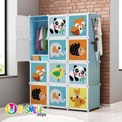 U Smile Toys children's modular closet (105x36x140 CM), ideal for organizing clothes and toys in a nursery or kid's room. www.usmile.toys