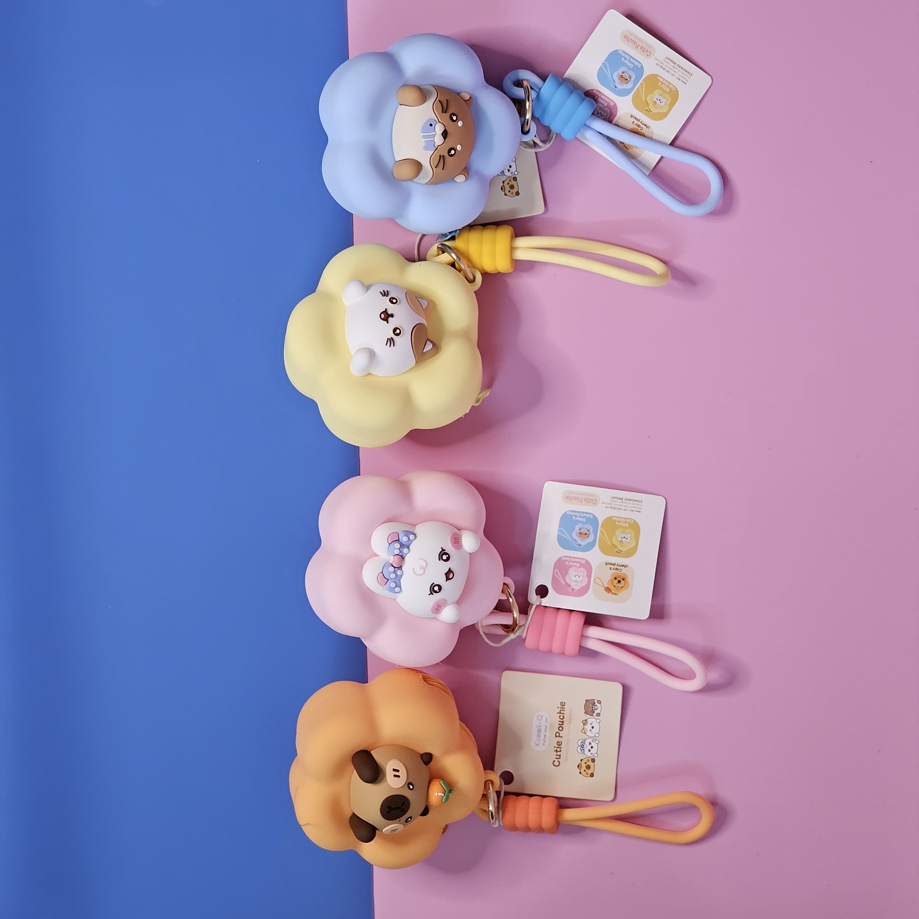 Soft and durable silicone small coin pouches with kawaii animal designs – great for everyday use. Usmile.toys