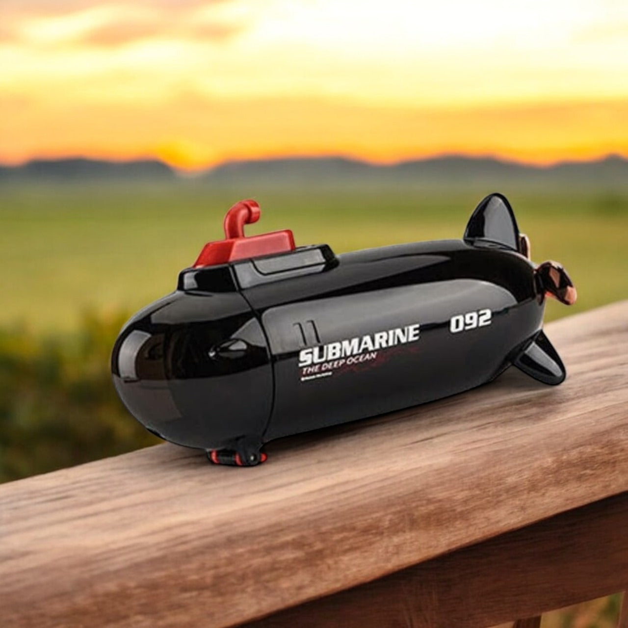 Submarine Water Bottle for Kids: Unique and stylish plastic drinking bottle shaped like a submarine. Fun for children.
www.usmile.toys