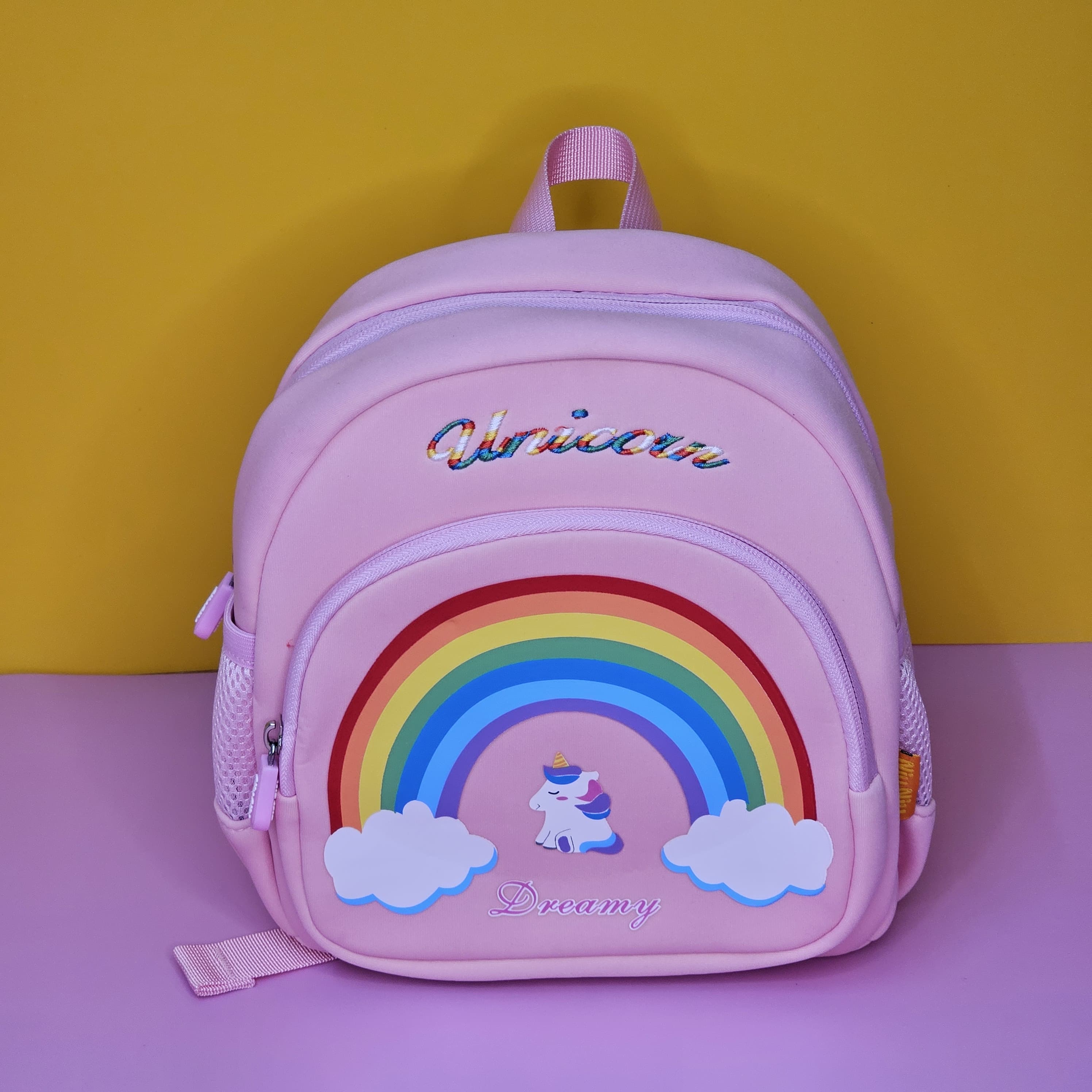 Cute unicorn and rainbow school bag for children – durable, lightweight, and secure.