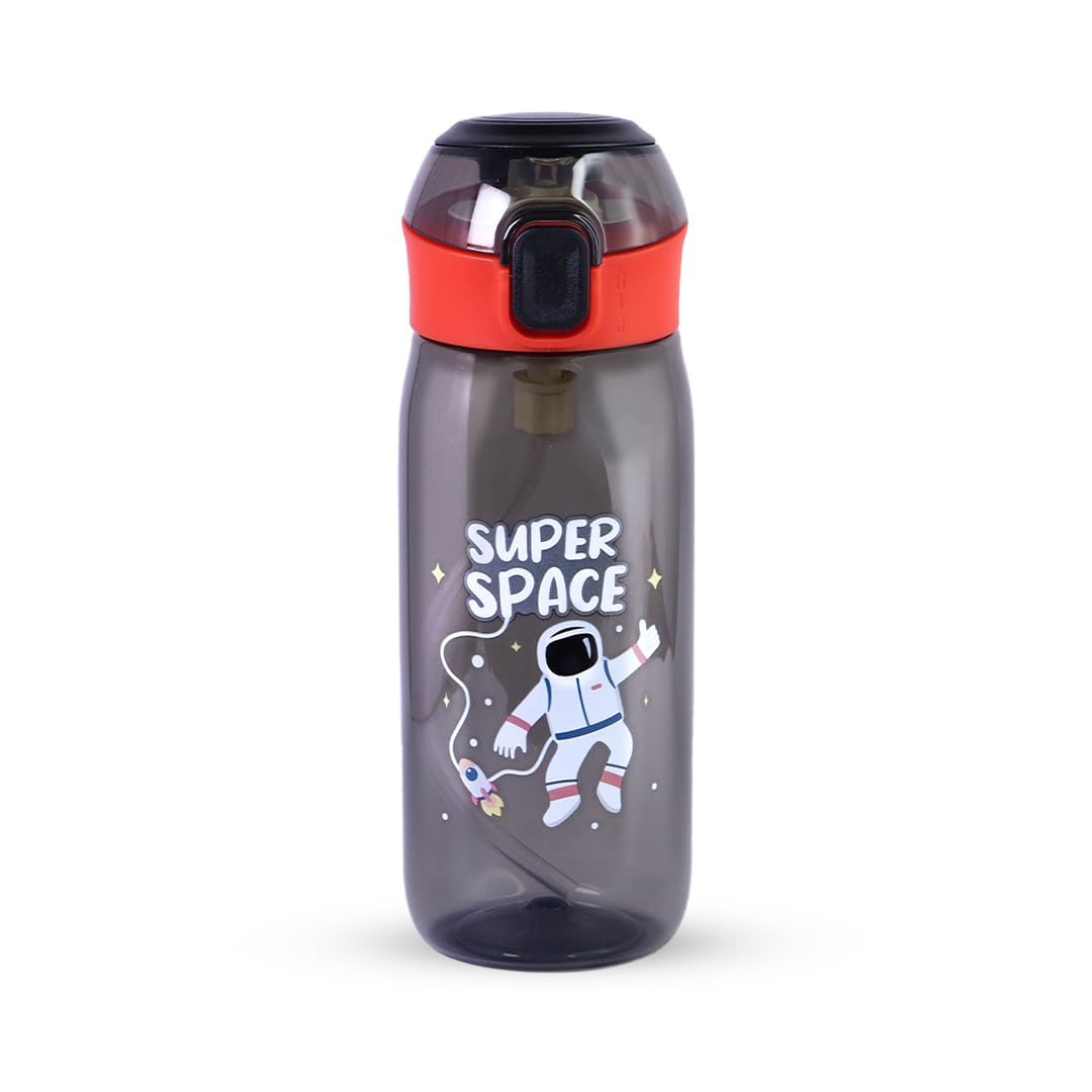 Space Theme Sipper Bottle for Kids: Anti-leak plastic water bottle with astronaut and rocket design. Great for children.
www.usmile.toys