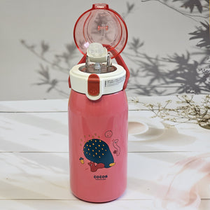 Stainless steel insulated water bottle for children, pink with cartoon snail design, 530ml, leak-proof with straw, close lid lock and push to unlock, buy at usmile.toys