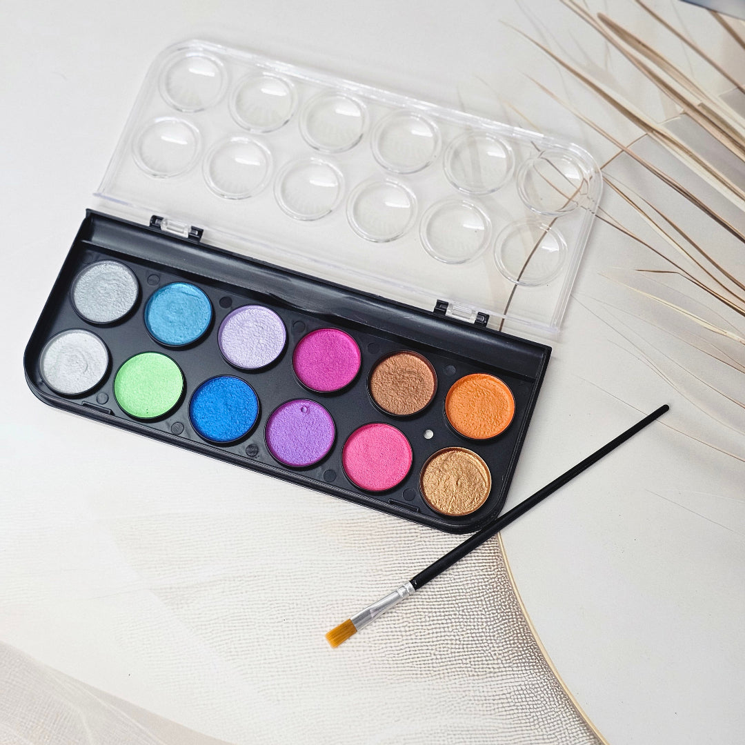 Open View of Yalong 12 Color Metallic Watercolor Paint Set with Shimmering Colors - www.usmile.toys